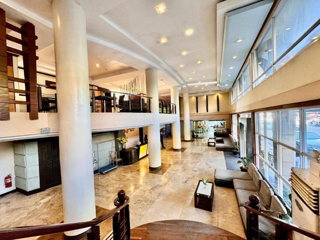 Mo2 Westown Hotel San Juan Bacolod Ngoại thất bức ảnh