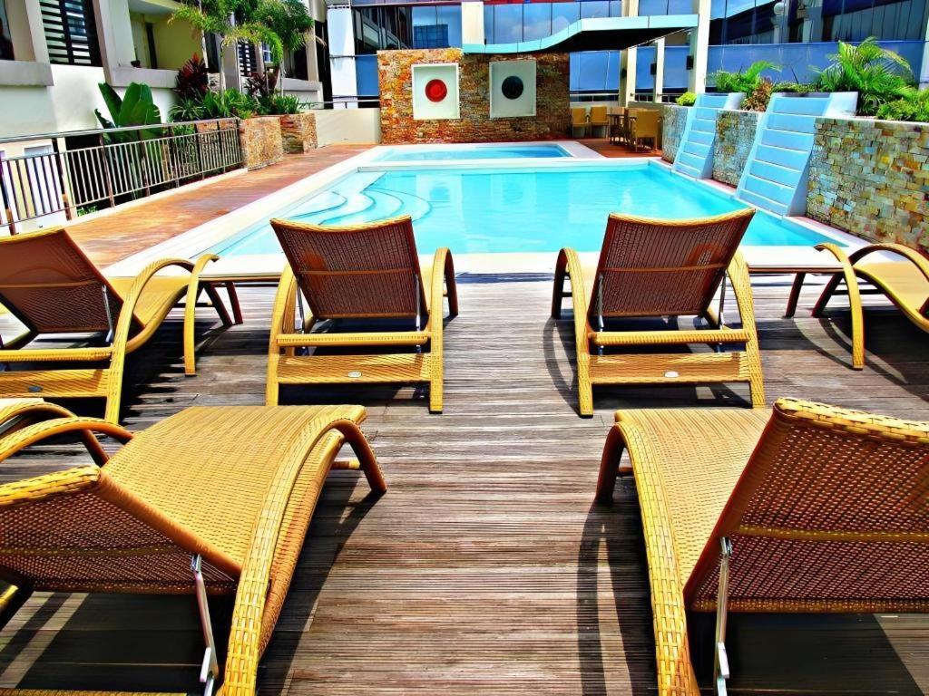 Mo2 Westown Hotel San Juan Bacolod Ngoại thất bức ảnh
