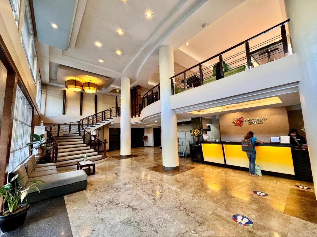 Mo2 Westown Hotel San Juan Bacolod Ngoại thất bức ảnh