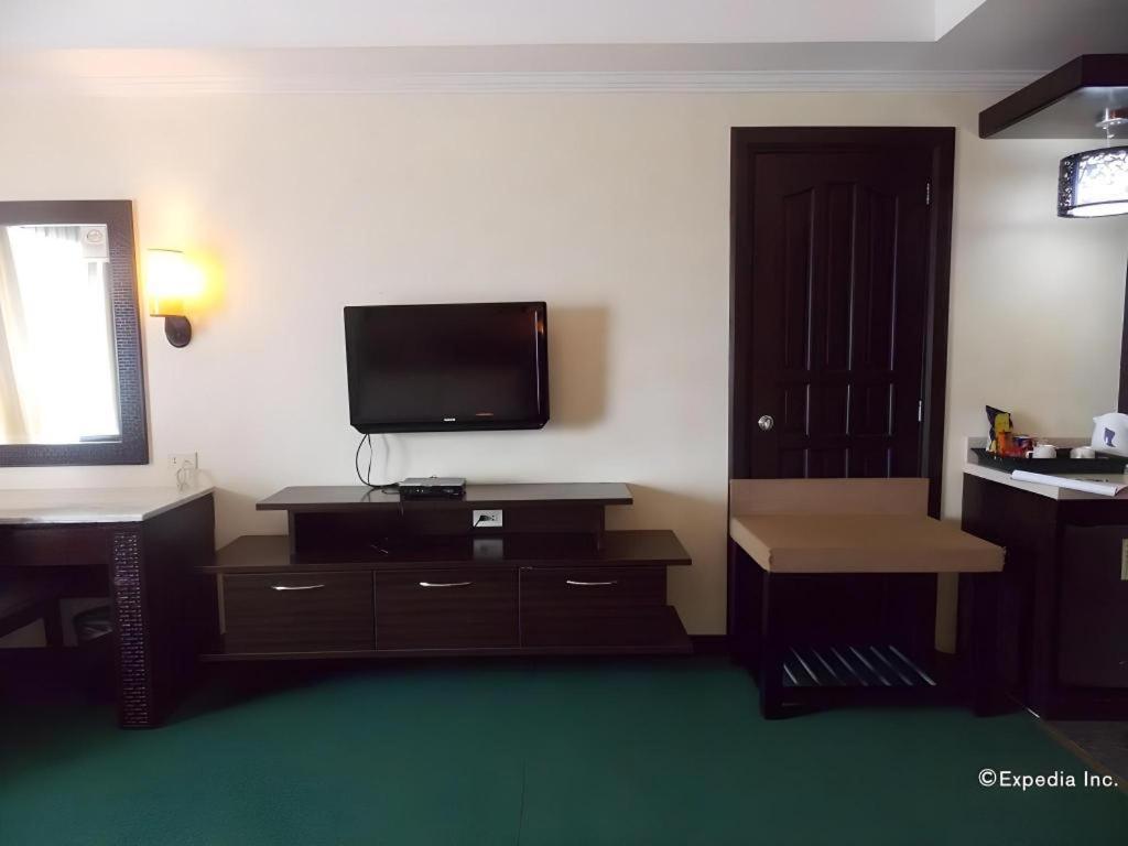 Mo2 Westown Hotel San Juan Bacolod Ngoại thất bức ảnh