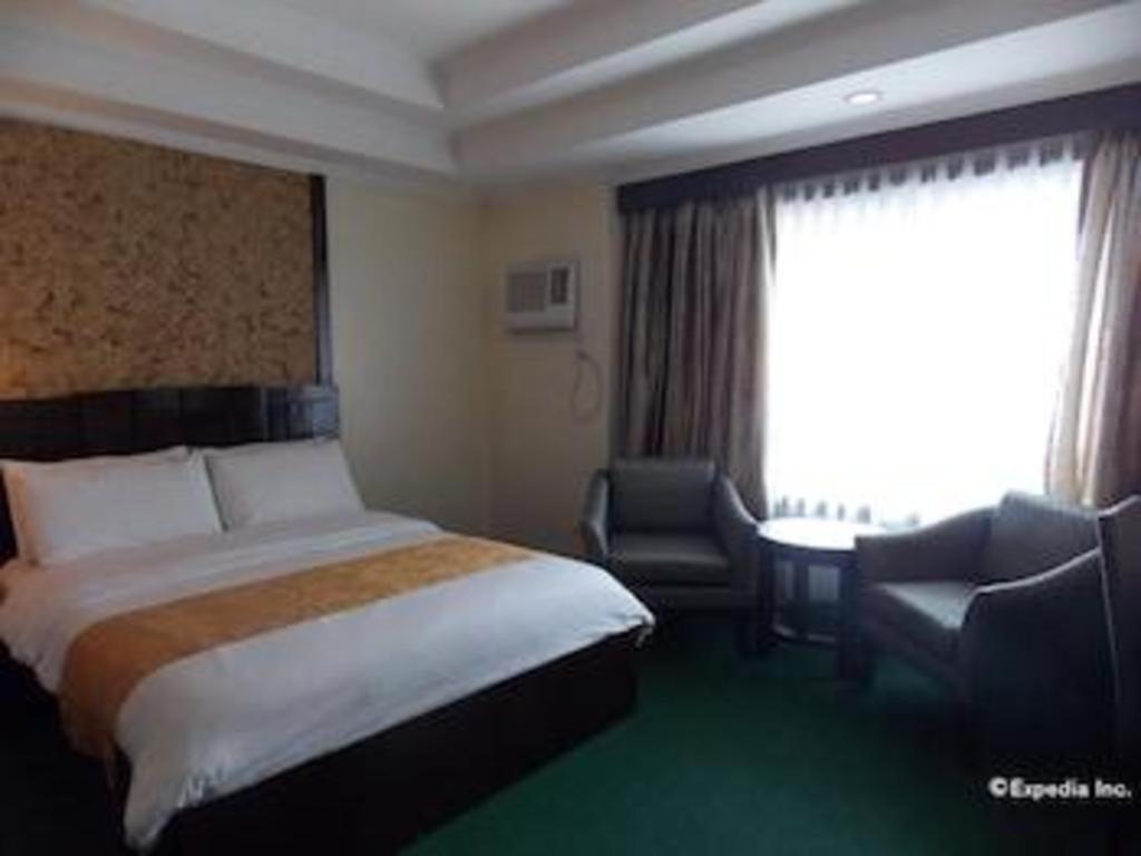 Mo2 Westown Hotel San Juan Bacolod Ngoại thất bức ảnh